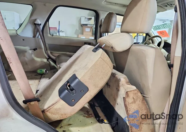 1FMCU9DG5BKA36976: 77511835