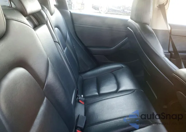 5YJ3E1EAXNF287779: 77390845