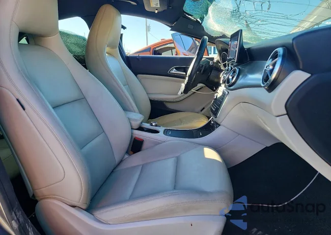 WDDSJ4EB5FN226074: 76598735