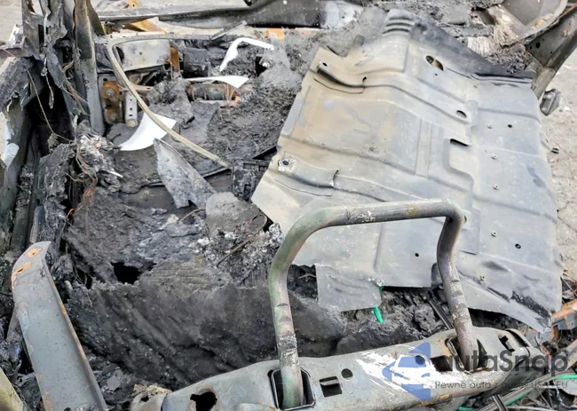 5UXTY9C06M9F48304: 76652255