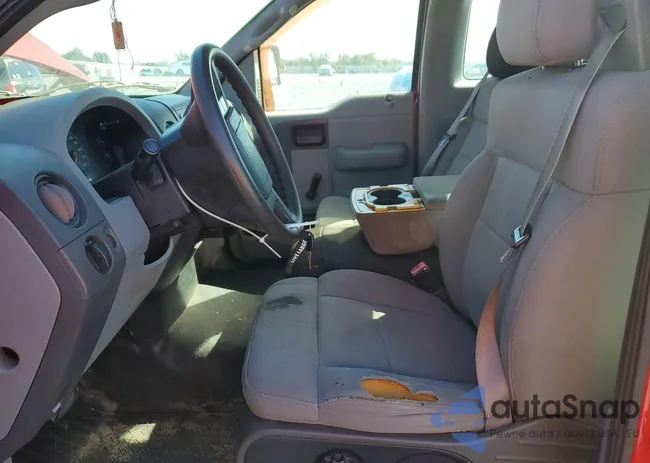 1FTRF02W35KB58710: 76770615