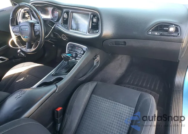 2C3CDZBT0GH210282: 76631015