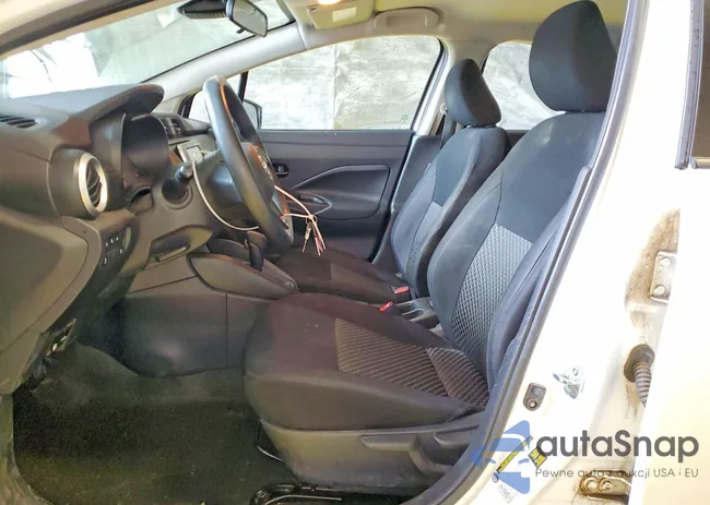 3N1CN8DV0PL820128: 77604675