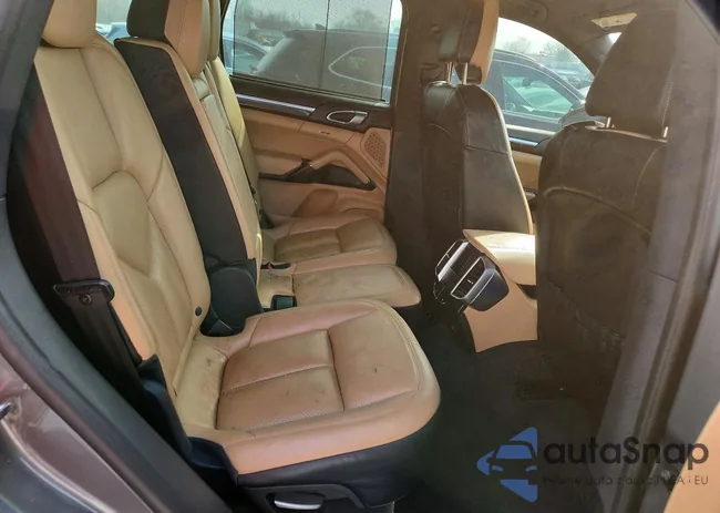 WP1AA2A26HKA92064: 74912505