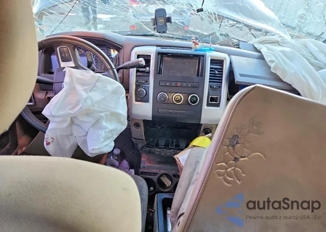 1D3HV13T39S721308: 78898645