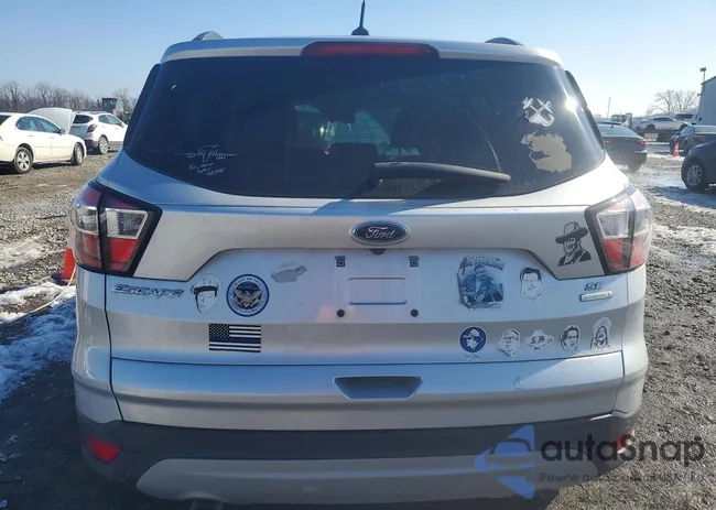 1FMCU0GD4HUD09447: 77399575