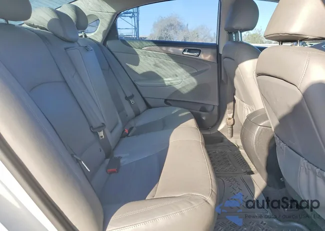 KMHEC4A44FA120341: 78880375