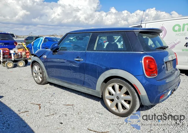 WMWXP7C52F2A36084: 77184445