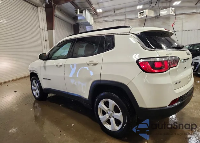 3C4NJDBB2JT397739: 74046485