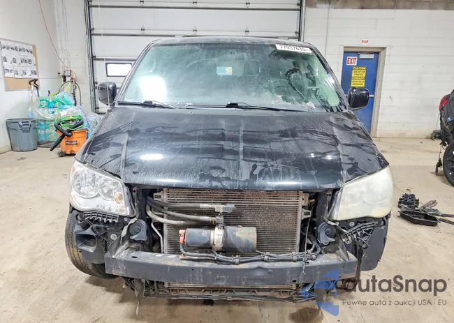 2C4RDGCG9GR310791: 77937635