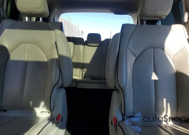 2C4RC1N77HR812360: 75835535