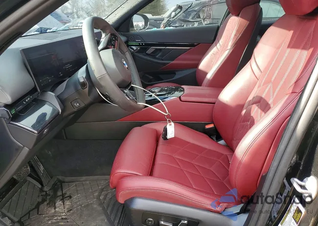 WBA53FJ09RCS21216: 75171485