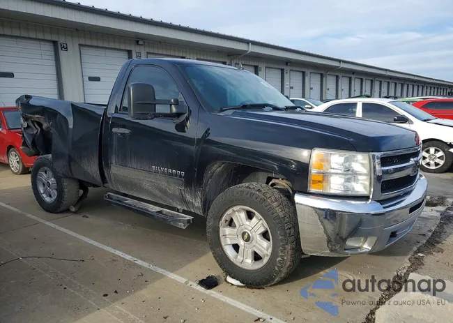 1GCNKSE03BZ370913: 77622725