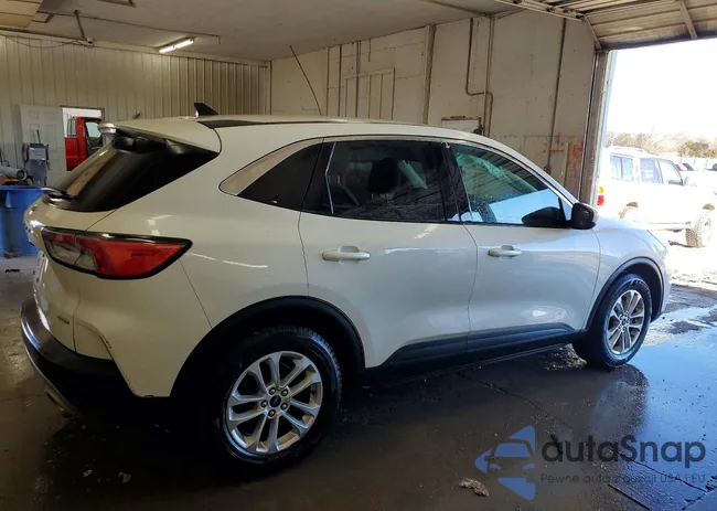 1FMCU0G67LUC17517: 77356595