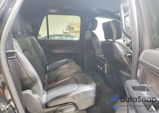 1FMJK2AT3JEA24215: 77182425