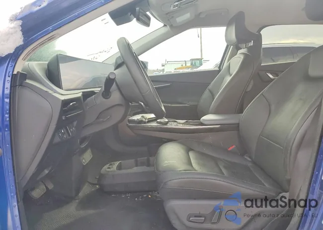 KNDC34LA3P5610083: 77340255