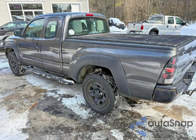 5TFUX4EN2BX002657: 77215015