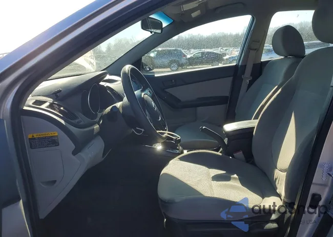 KNAFU4A25C5494673: 77395155