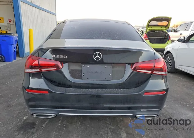 W1K3G4EB8LW047830: 75039855