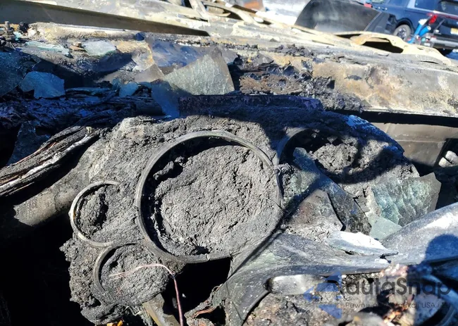 1GC4KZC82EF142811: 76327375