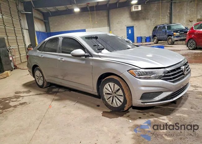 3VWC57BU7KM259024: 74642985