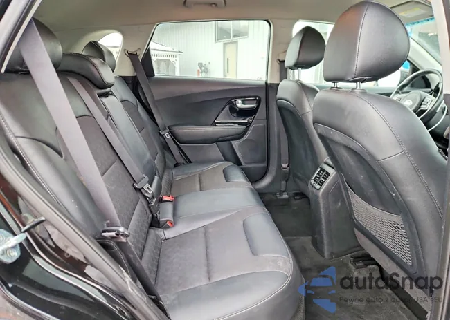 KNDCD3LD5L5390229: 76146155