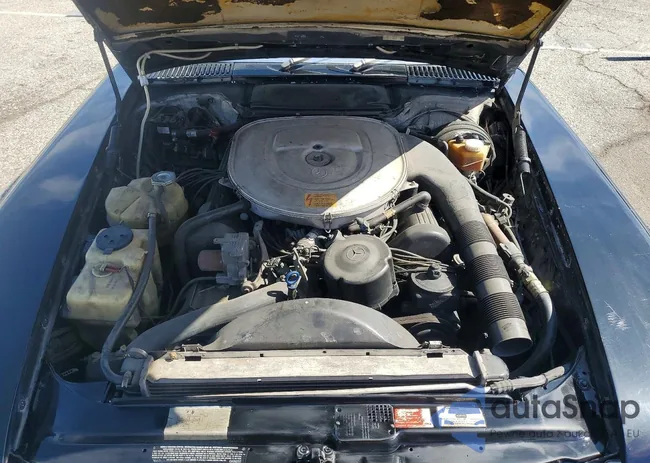 WDBBA48D2HA065795: 79113215