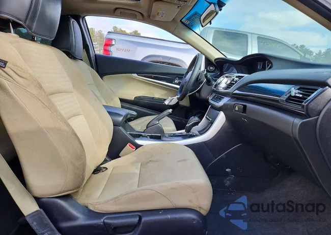 1HGCT1B70DA017483: 77556175