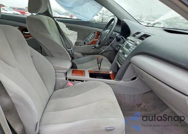 JTNBE46K583143218: 77195095