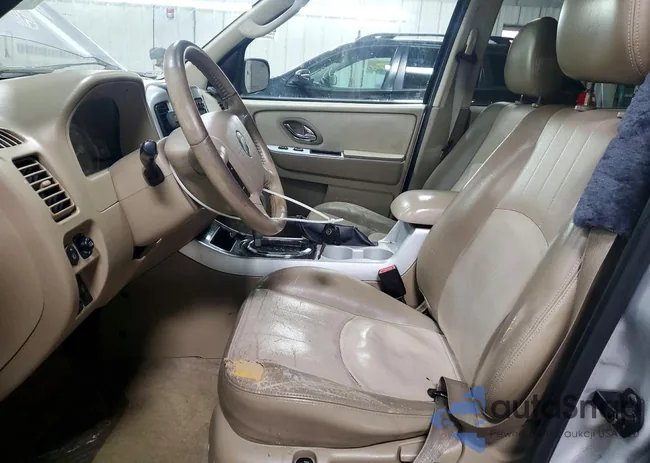 4M2CU87117KJ18419: 74968835