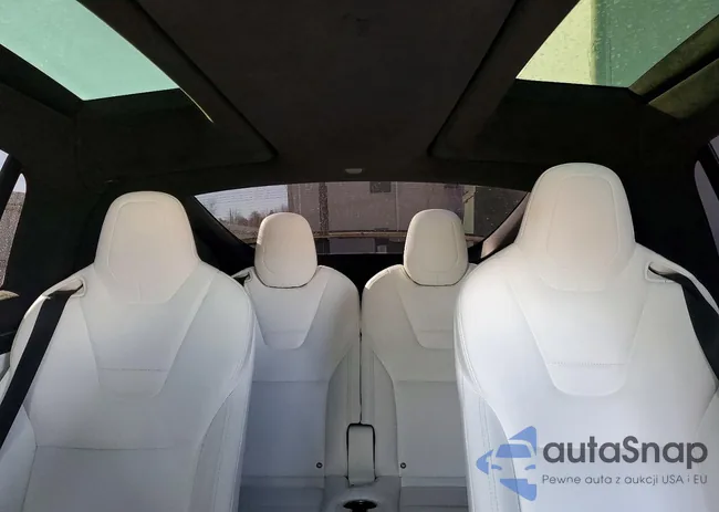 5YJXCBE28HF054199: 76420955