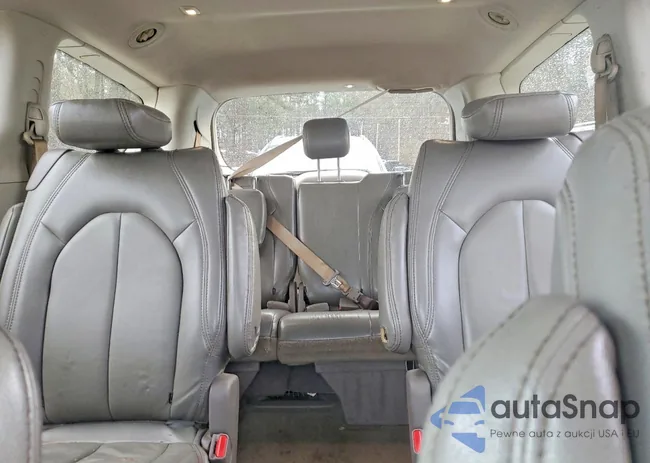 2C4RC1FG0JR102267: 76871905