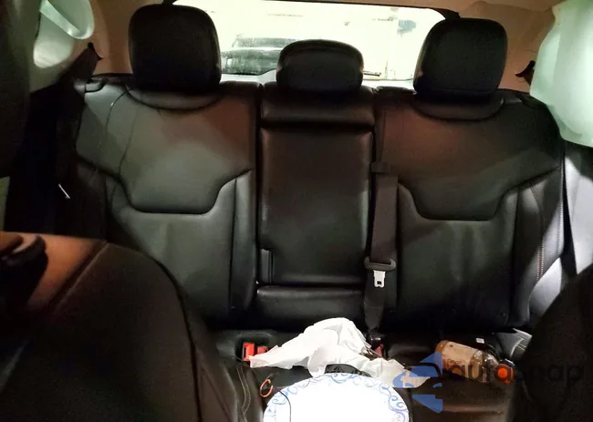 3C4NJDCB8NT126592: 75945975