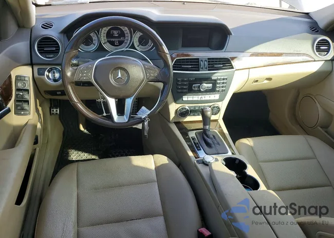 WDDGF4HB9DR261144: 78243625