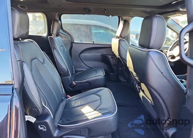 2C4RC1GG2TR169986: 77910695