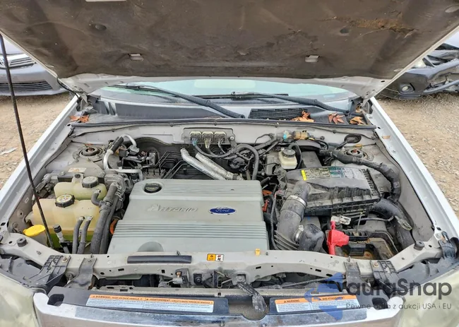 1FMCU49H08KC14614: 75505375