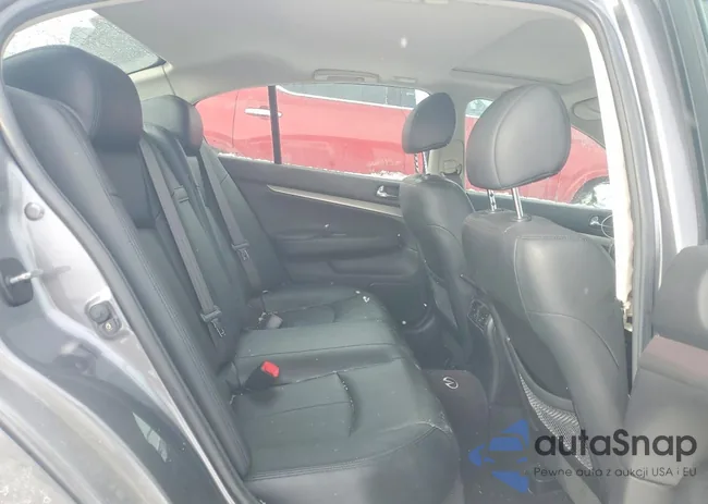 JN1CV6AR9AM457899: 74956555