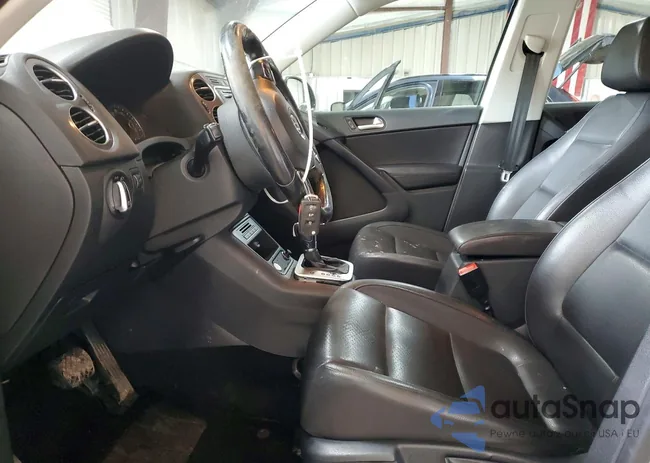 WVGAV7AX6HW507760: 77878335