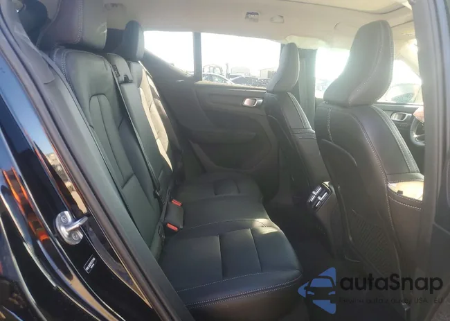 YV4L12UCXT2727906: 79110655