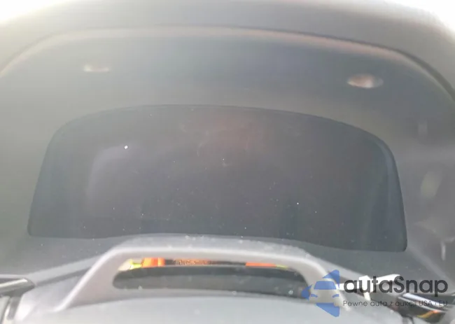 4T1DBADK3TU548192: 77371395