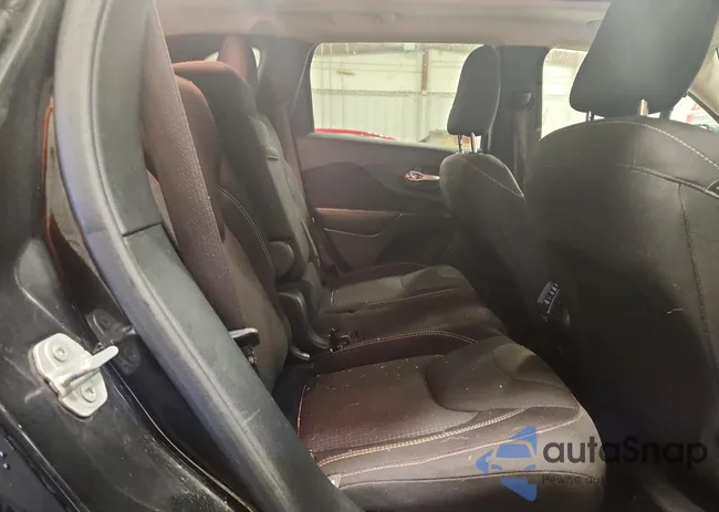 1C4PJMCS6HW505498: 77484655