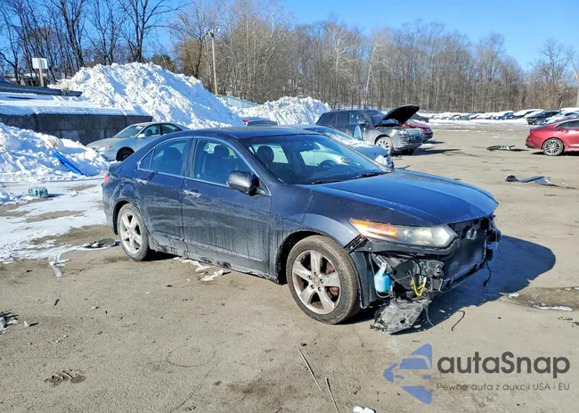 JH4CU2F69BC014908: 76152575