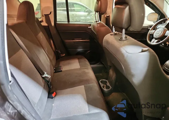 1C4NJDBB8FD316840: 75293605