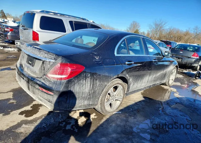 W1KZF8EB3LA836260: 75597785