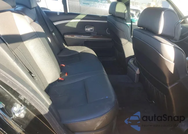 WBAHN83528DT81118: 77295625