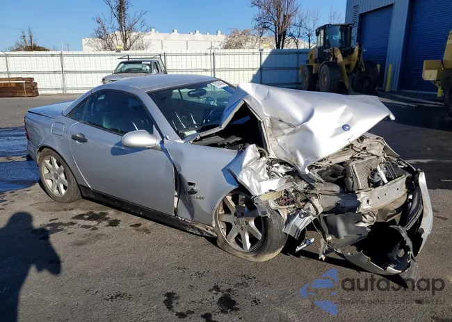 WDBKK47F6WF028359: 75794145