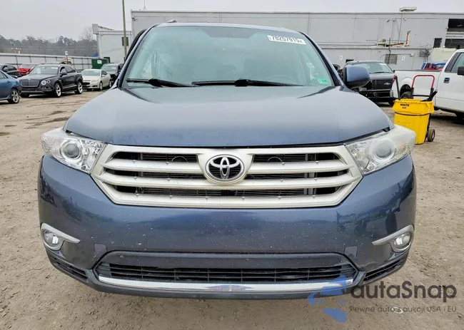 5TDBK3EH9DS177703: 78257915