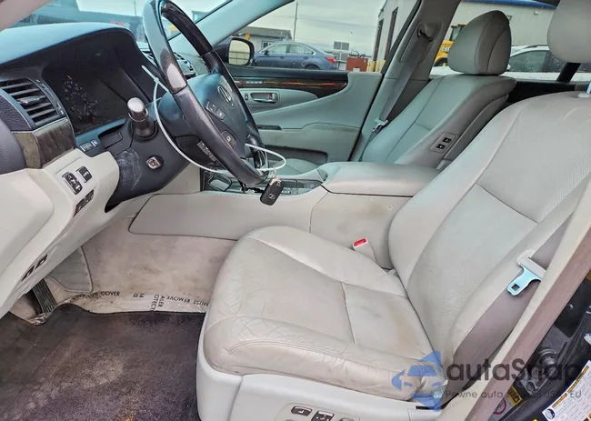 JTHCL46F295000717: 77698135