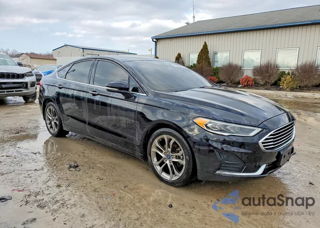 3FA6P0CD7LR131327: 76821215