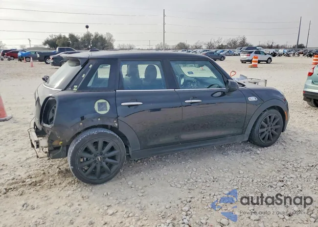 WMWXU3C51G2D30532: 77341455